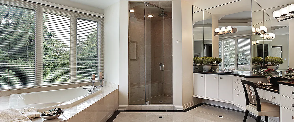 bathroom with alcove shower