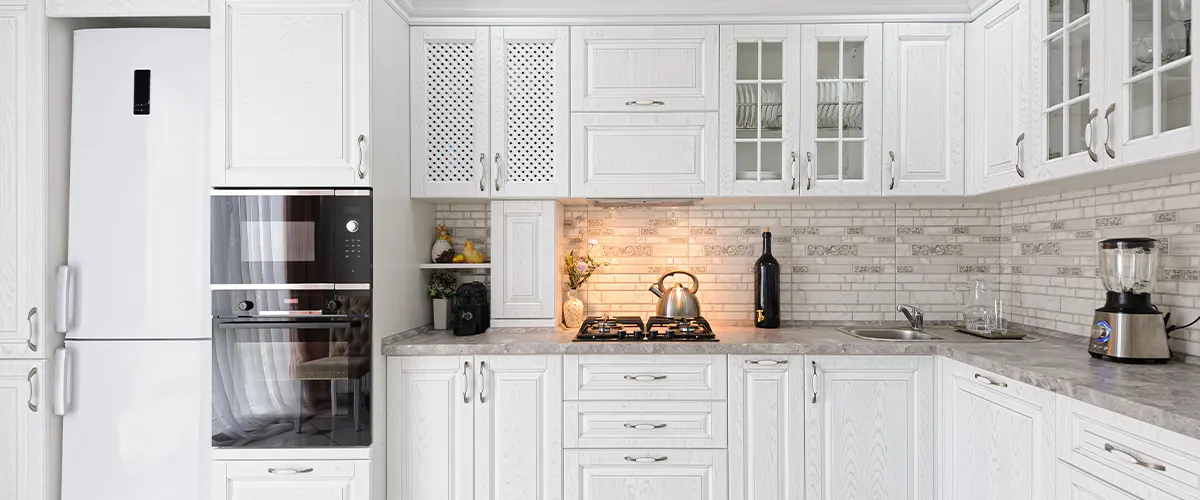 White transitional kitchen cabinets by one of the best kitchen remodeling companies in Ashburn, VA