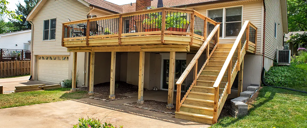 A deck addition in Ashburn