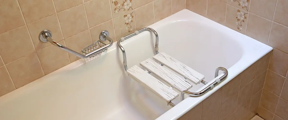 Outdated bathtub design